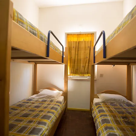 Hi - De Juventude Hostel