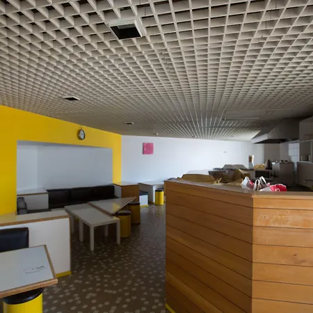 Hi - De Juventude Hostel *