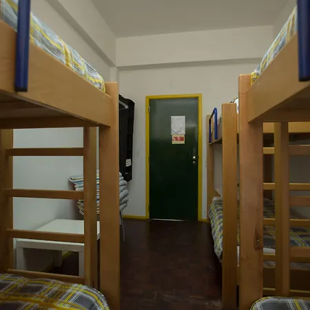 Hostel Hi - De Juventude *